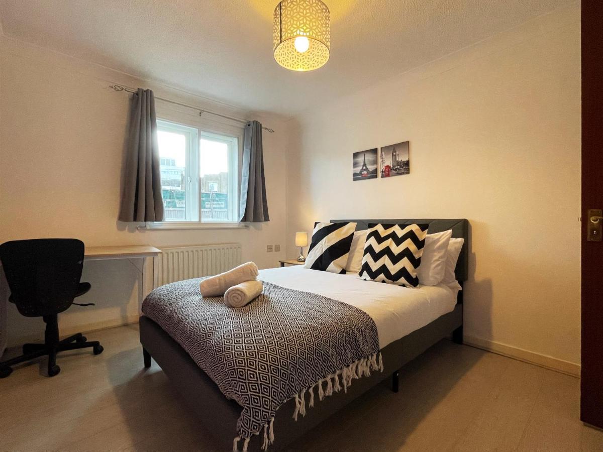 Jessica'S Place At Whitechapel Londres Exterior foto